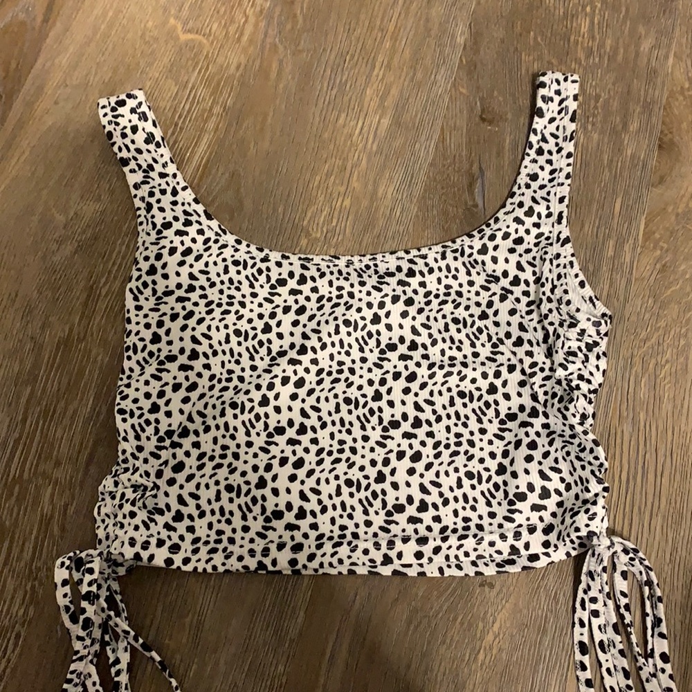 New never worn just don’t like how short it is